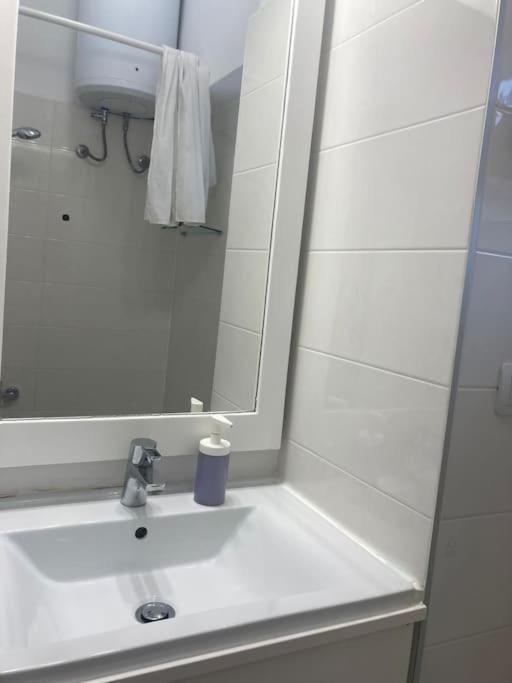 Apartment Bonjour, 5Th Floor, No Elevator Загреб Екстериор снимка